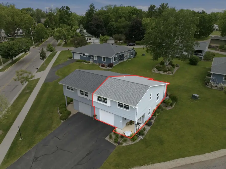 1530 East Street, Baraboo, WI 53913 - #2