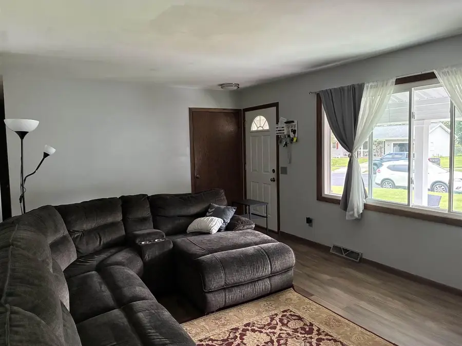 916 Kriedeman Drive, Stoughton, WI 53589 - #3