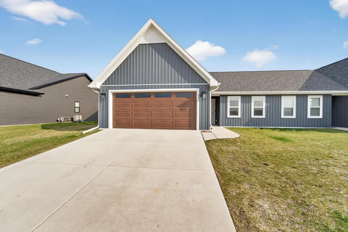 340 Lilac Lane, Stoughton, WI 53589 - #1