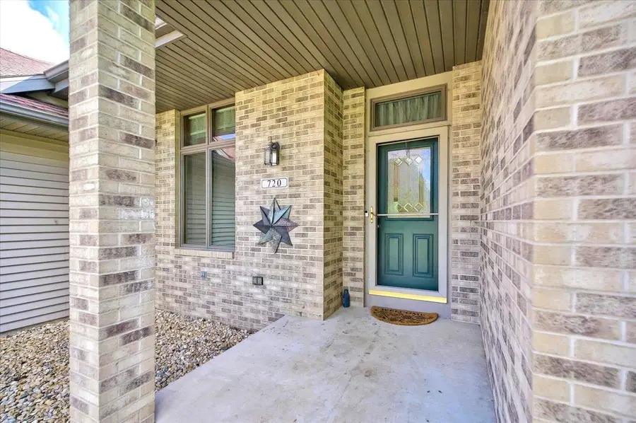 720 Waveland Road, Janesville, WI 53548 - #2