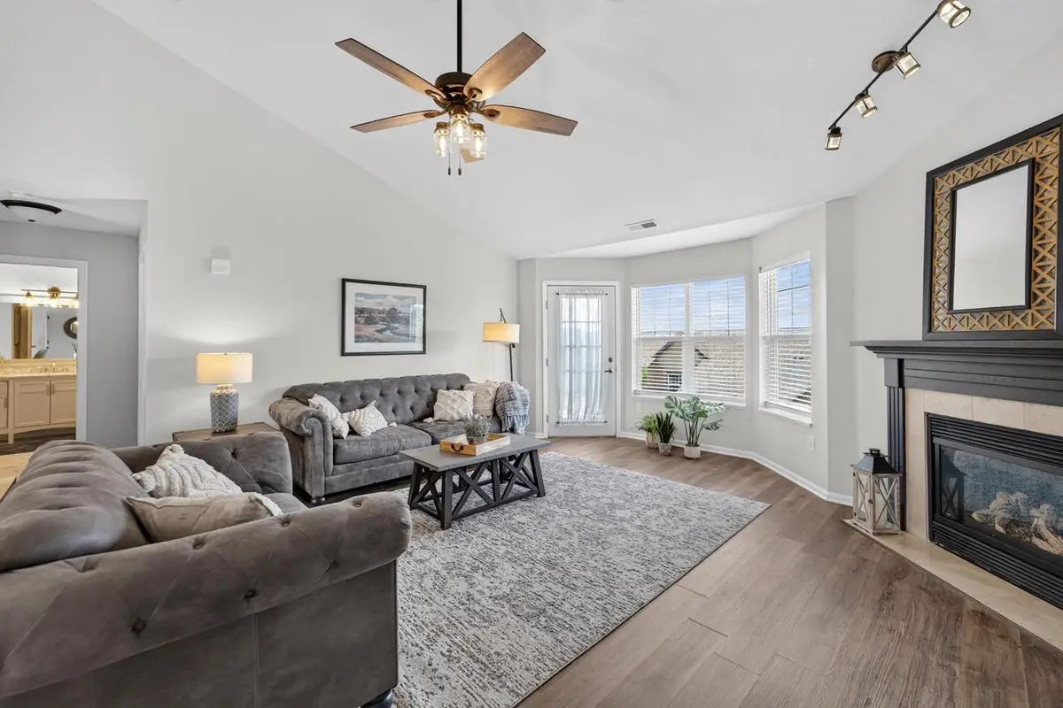 3130 Dorchester Way #5, Madison, WI 53719 - #1