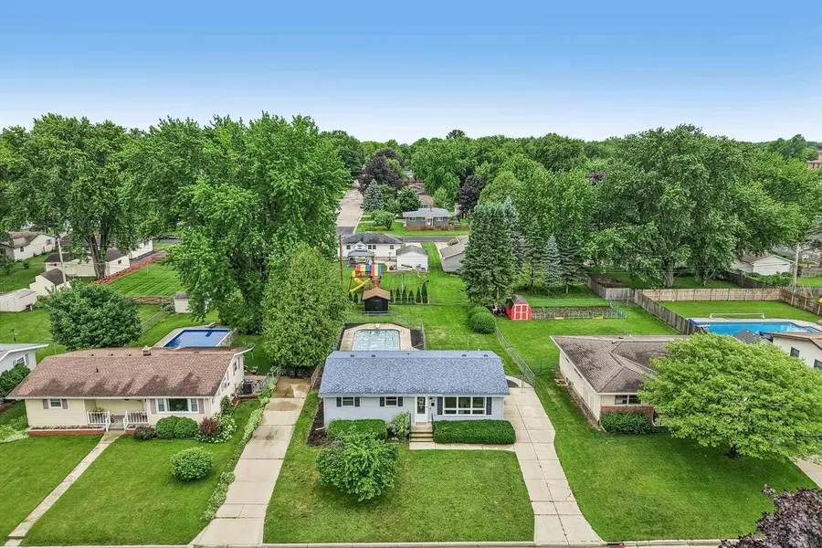 809 West Street, Stoughton, WI 53589 - #3