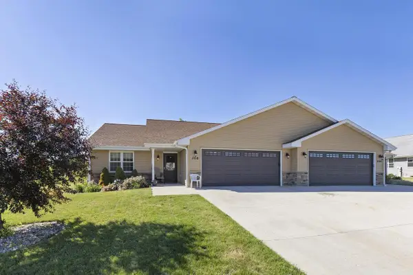 306 E Highland Avenue, Fort Atkinson, WI 53538