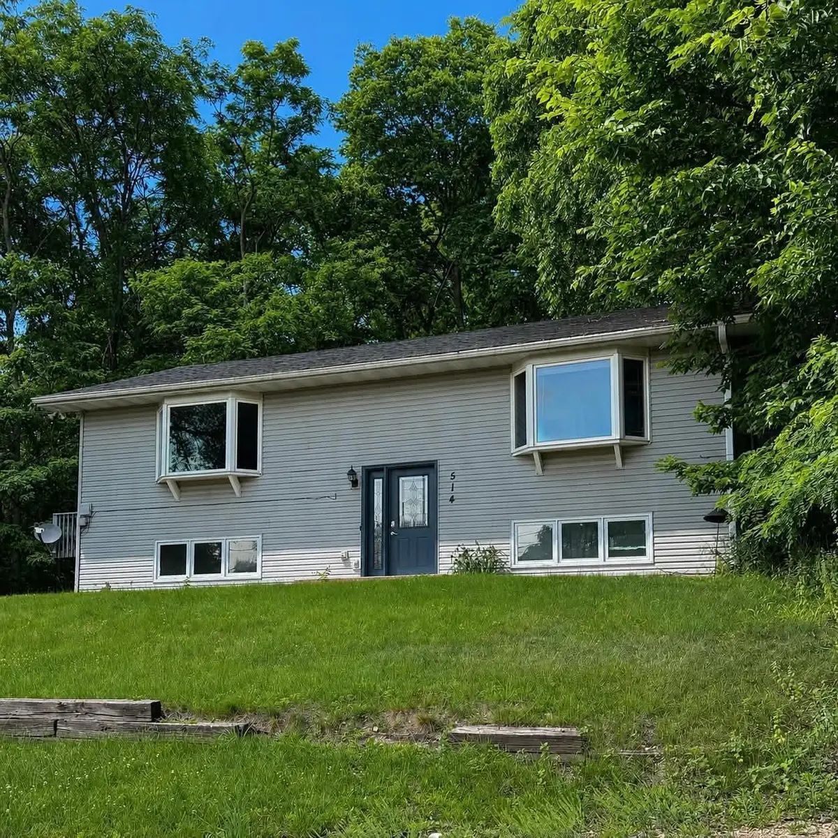 514 9th Avenue, Baraboo, WI 53913 - #1