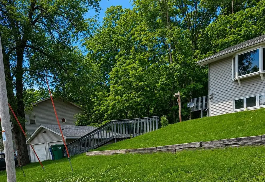 514 9th Avenue, Baraboo, WI 53913 - #2
