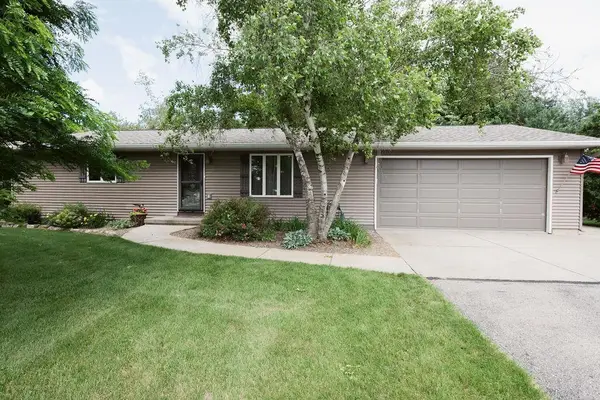 6702 N Abey Court, Evansville, WI 53536