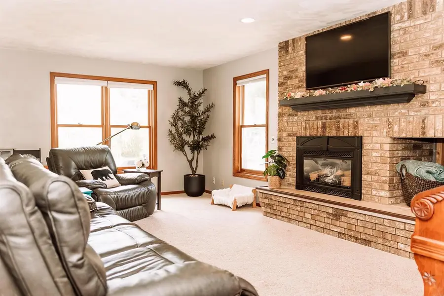 1115 E Iowa Street, Prairie Du Chien, WI 53821 - #3