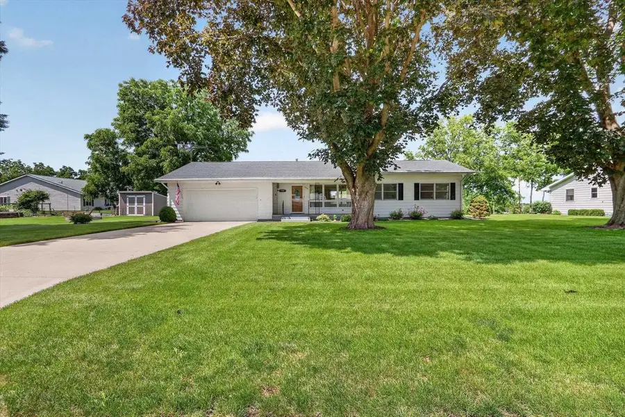 303 E Howe Street, Orfordville, WI 53576 - #2