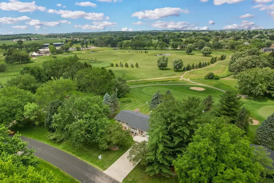 6624 Chestnut Circle, Windsor, WI 53598 - #2