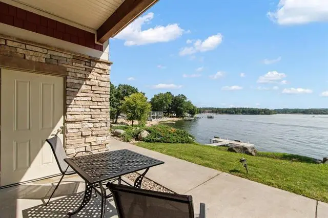 680 E Hiawatha Drive #401, Wisconsin Dells, WI 53965 - #2