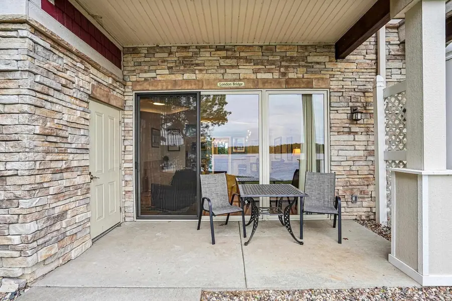 680 E Hiawatha Drive #401, Wisconsin Dells, WI 53965 - #3