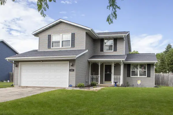 220 Wildflower Way, Lake Mills, WI 53551