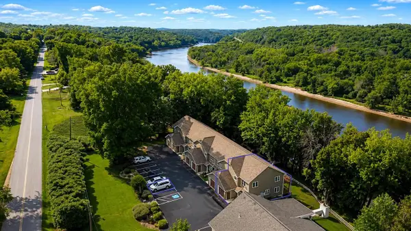 1066 Hillside Drive #6, Wisconsin Dells, WI 53965