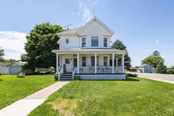 2015 Percival Street, Hazel Green, WI 53811