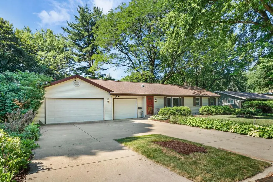 1521 Mayfield Lane, Madison, WI 53704 - #2