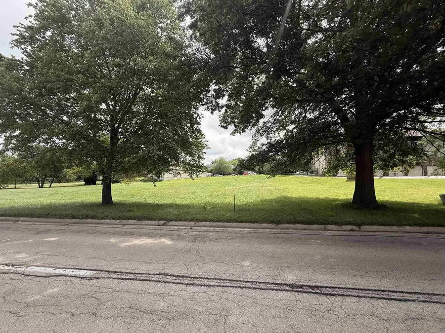 808 Cheshire Court, Freeport, IL 61032 - #3