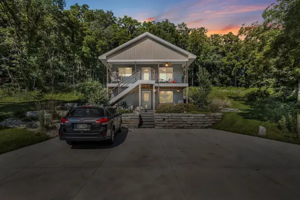5050 Mounds Park Road, Blue Mounds, WI 53507