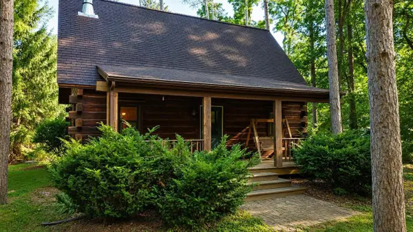 N3994 Brown Deer Drive, Brodhead, WI 53520