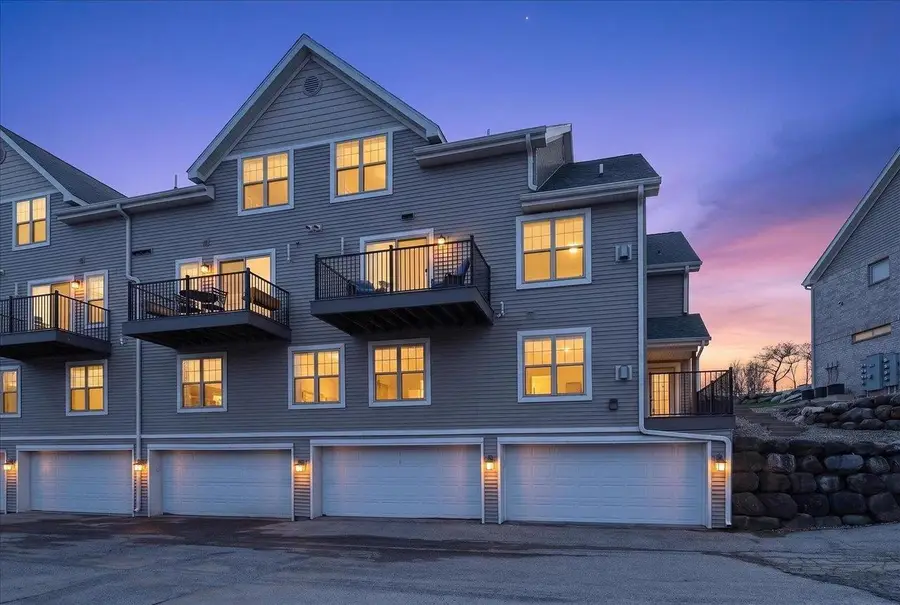 3025 Stratton Way, Madison, WI 53719 - #2