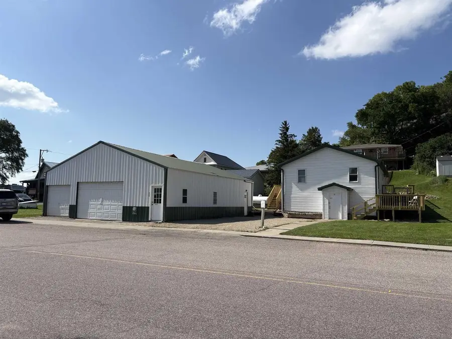 308 Spring Street, Lynxville, WI 54626 - #2