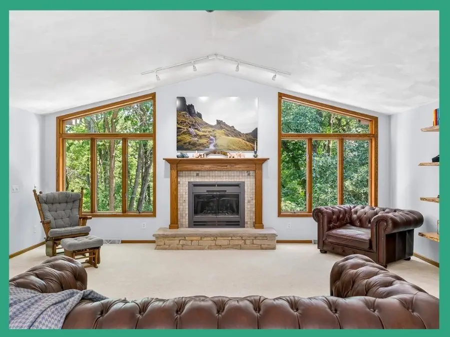 546 Echo Valley Road, Brooklyn, WI 53521 - #2