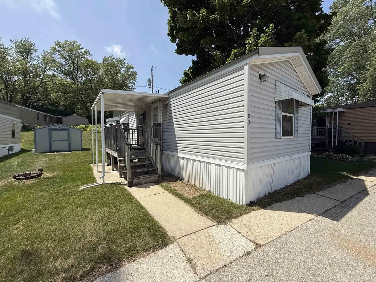 W211N11863 Hilltop Drive #D6, Germantown, WI 53022 - #1