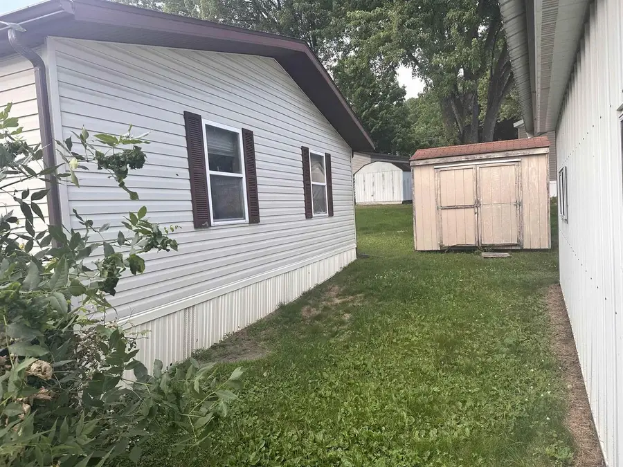 1400 Veterans Drive #11, Richland Center, WI 53581 - #2