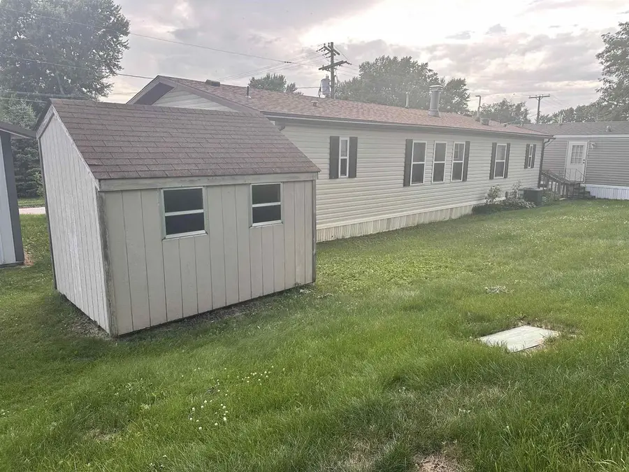 1400 Veterans Drive #11, Richland Center, WI 53581 - #3