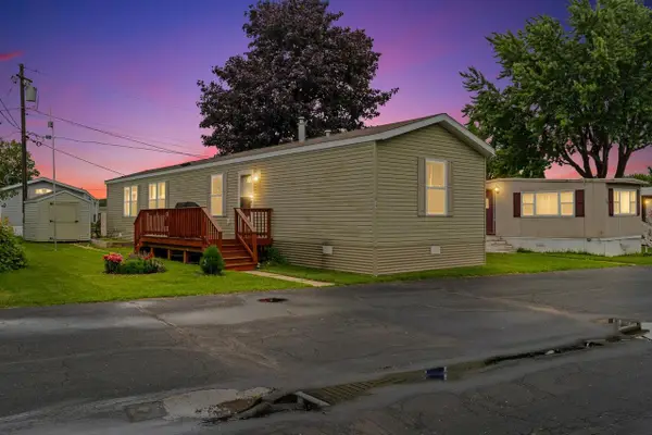 1025 Oake  S Avenue #D19, Onalaska, WI 54650