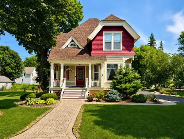 105 Grace Street, Sharon, WI 53585