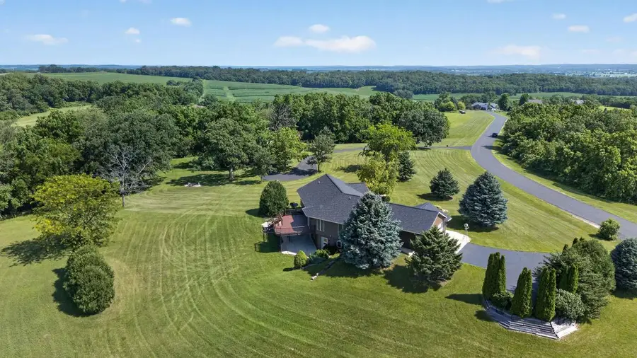 N7795 Panorama Road, Belleville, WI 53508 - #2