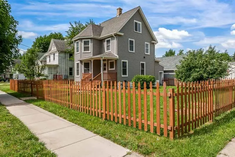 948 Harrison Avenue, Beloit, WI 53511 - #3