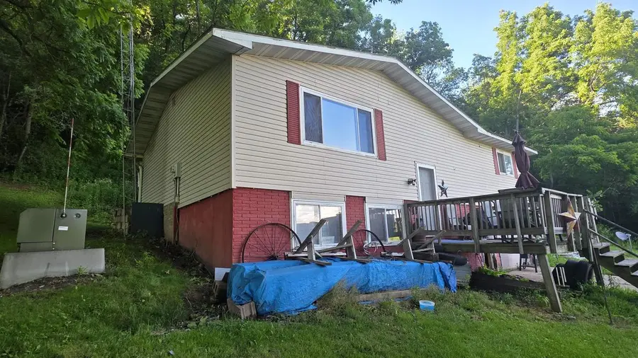 9866 Rattlesnake Road, Cassville, WI 53806 - #2