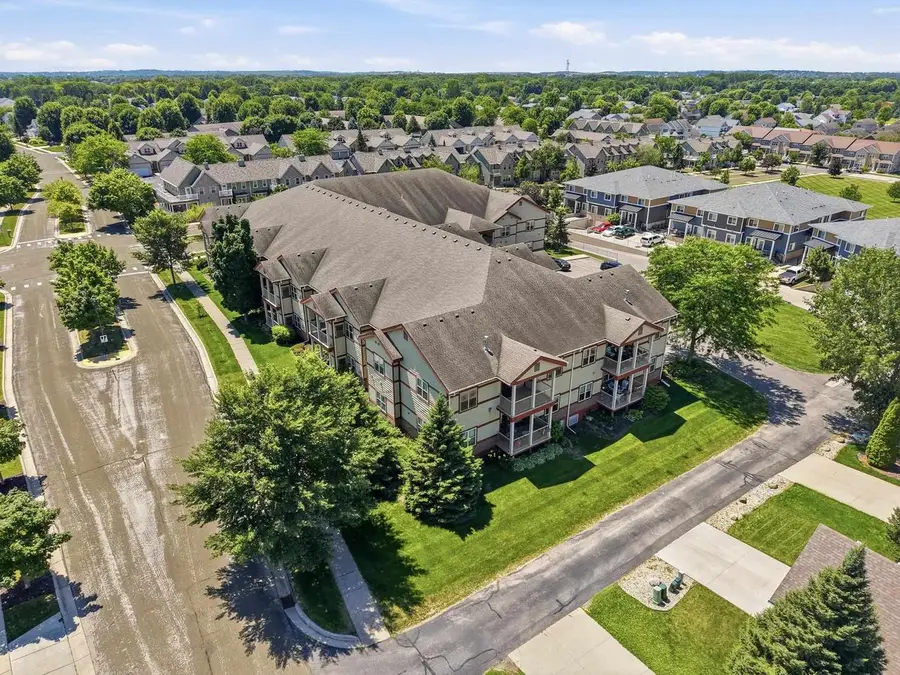 1300 School Street #208, Sun Prairie, WI 53590 - #3