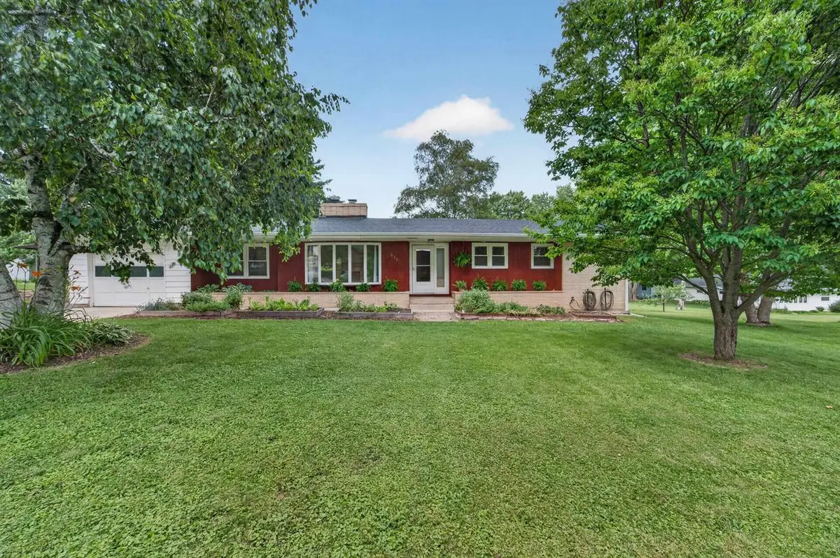 615 Village Drive, Belleville, WI 53508 - #1