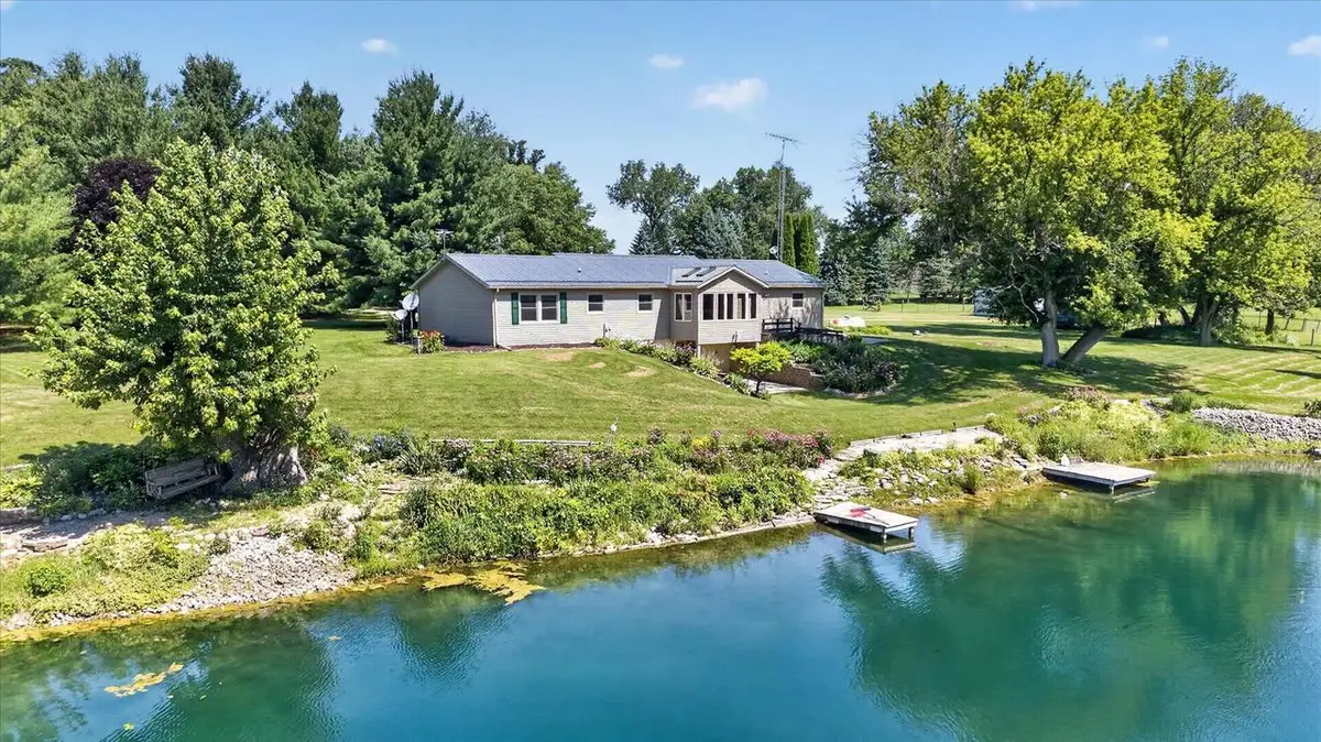 3817 S Carvers Rock ROAD, Avalon, WI 53505 - #1