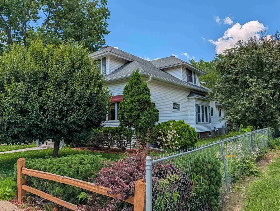303 Lafollette Street, Blue River, WI 53518 - #3