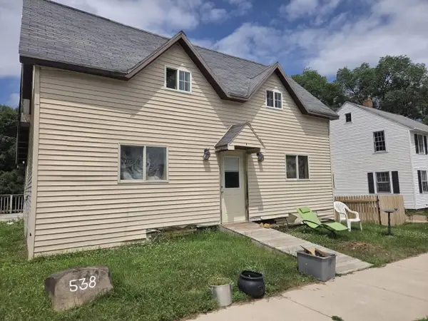 538 Maple Street, Eau Claire, WI 54703