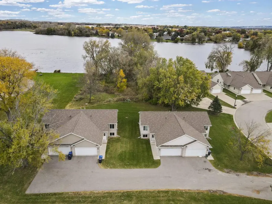 922-932 WATERS EDGE Court, Marshall, WI 53559 - #2