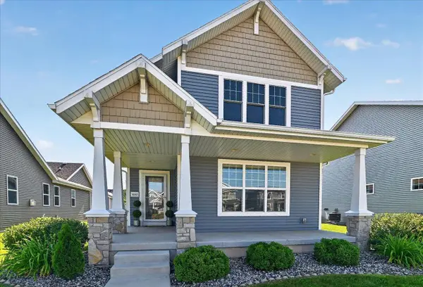 1843 Autumn lake Parkway, Dane, WI 53718