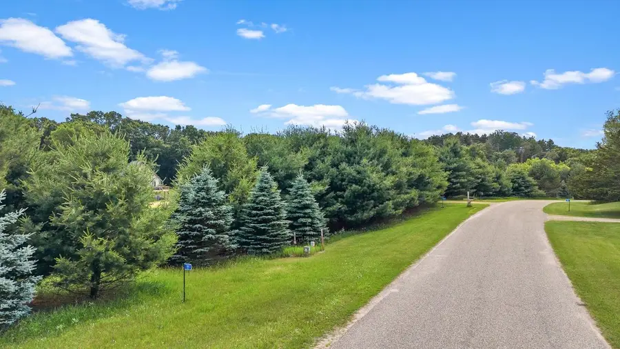 191 Fish Court, Oxford, WI 53952 - #3
