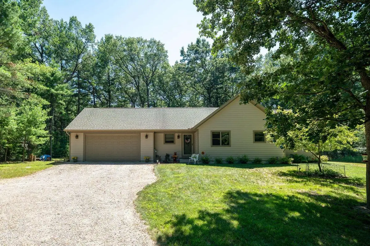 1809 S Badger Lane, Arkdale, WI 54613 - #1