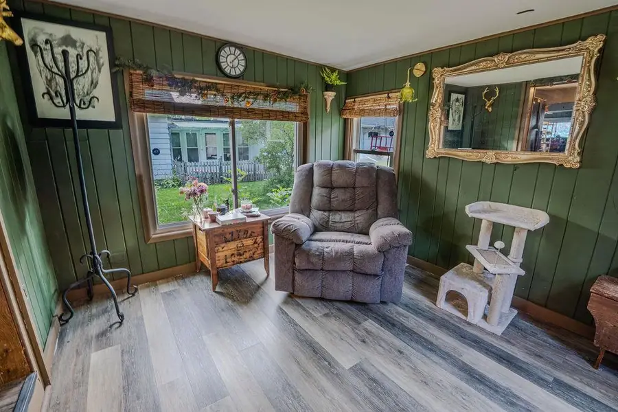611 9th Street, Baraboo, WI 53913 - #3