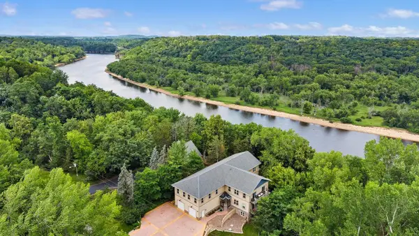 1000 Hillside Drive, Wisconsin Dells, WI 53965