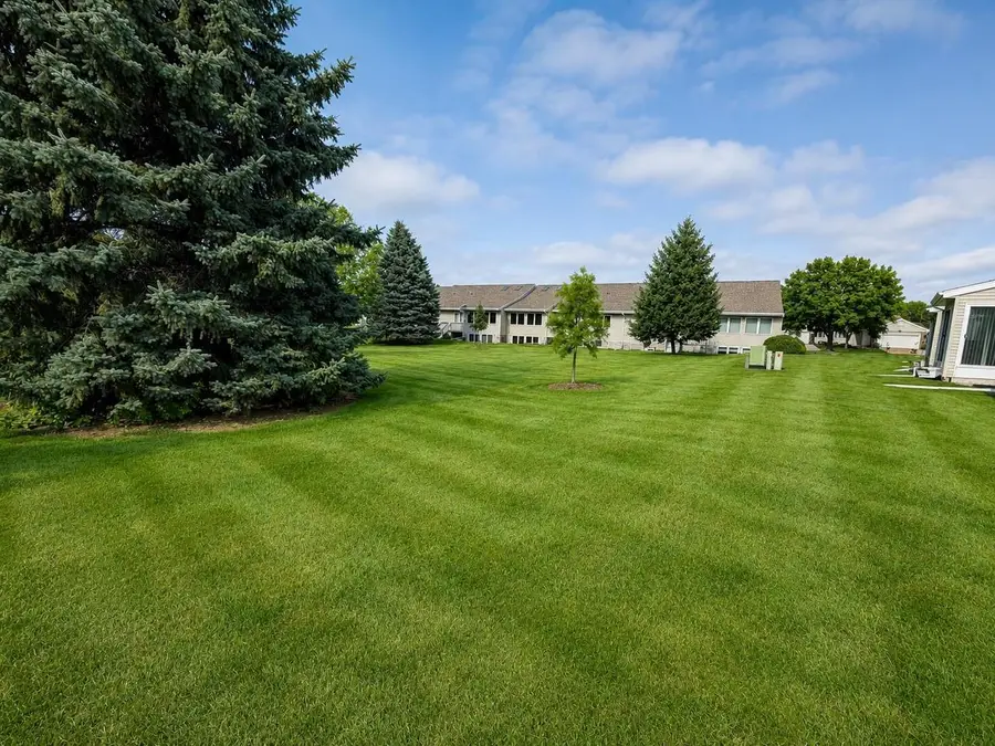 726 Kensington Square #726, Stoughton, WI 53589 - #2