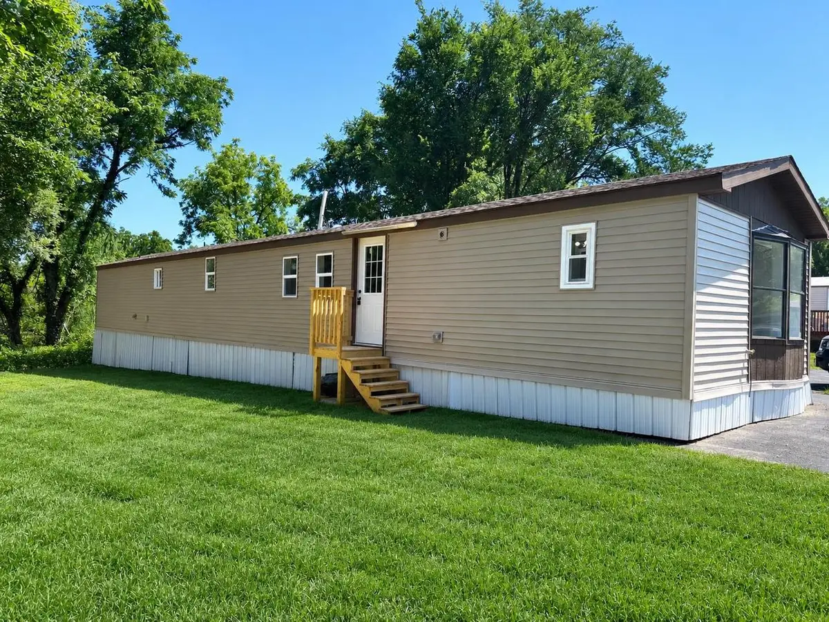 113 WI-35 #20, Hazel Green, WI 53811 - #1