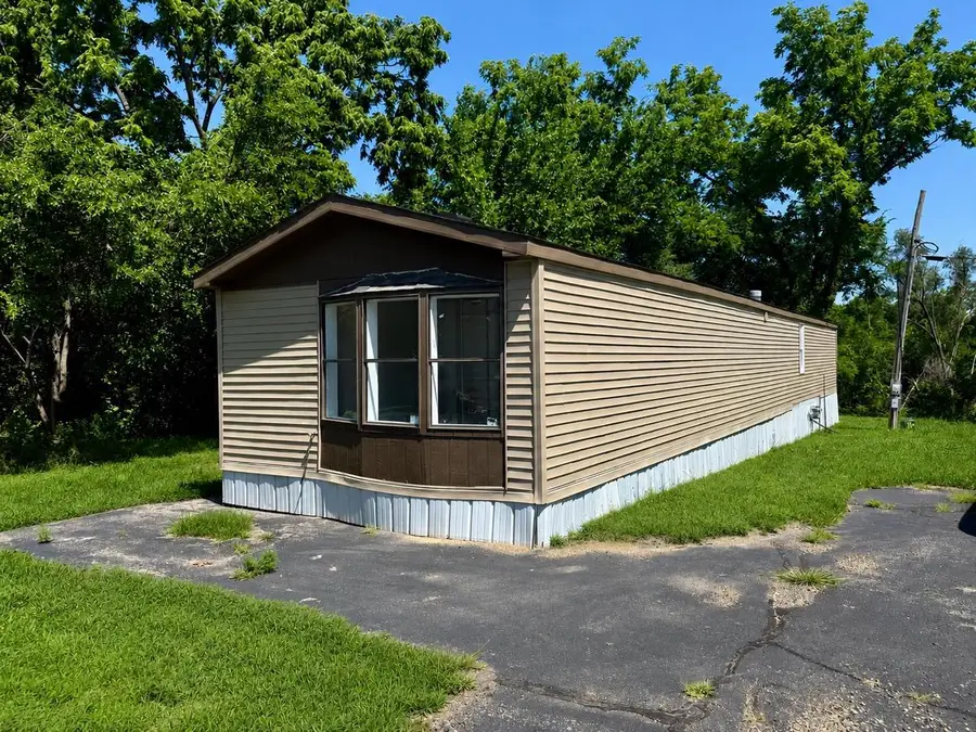 113 WI-35 #20, Hazel Green, WI 53811 - #2