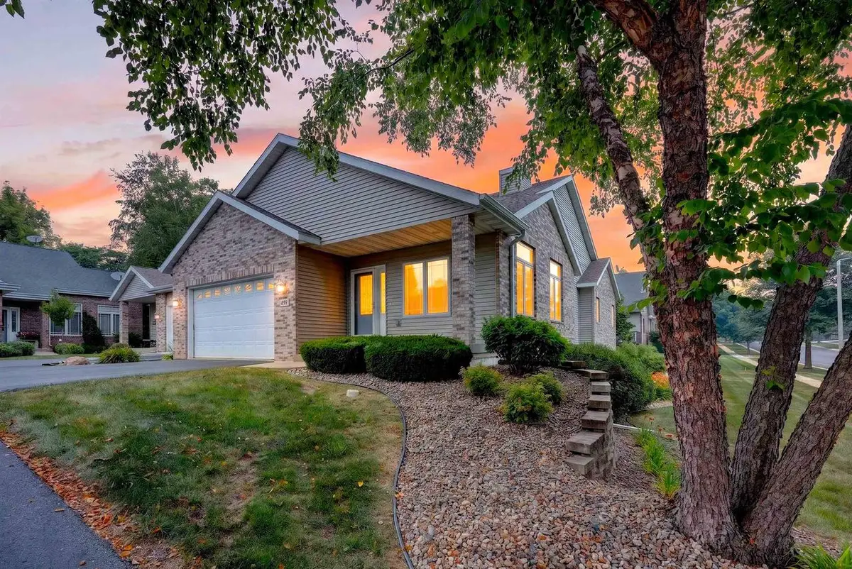 617 Nightingale Lane, Cottage Grove, WI 53527 - #1