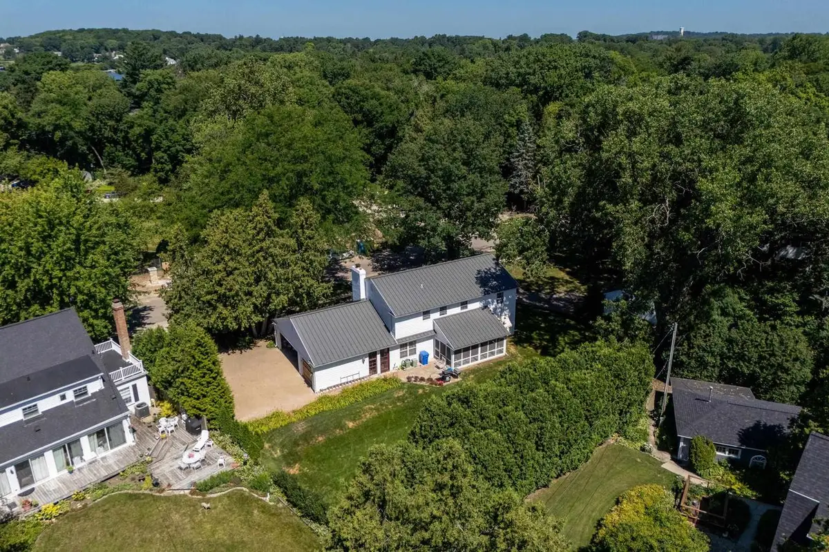 92 Cambridge Road, Madison, WI 53704 - #1
