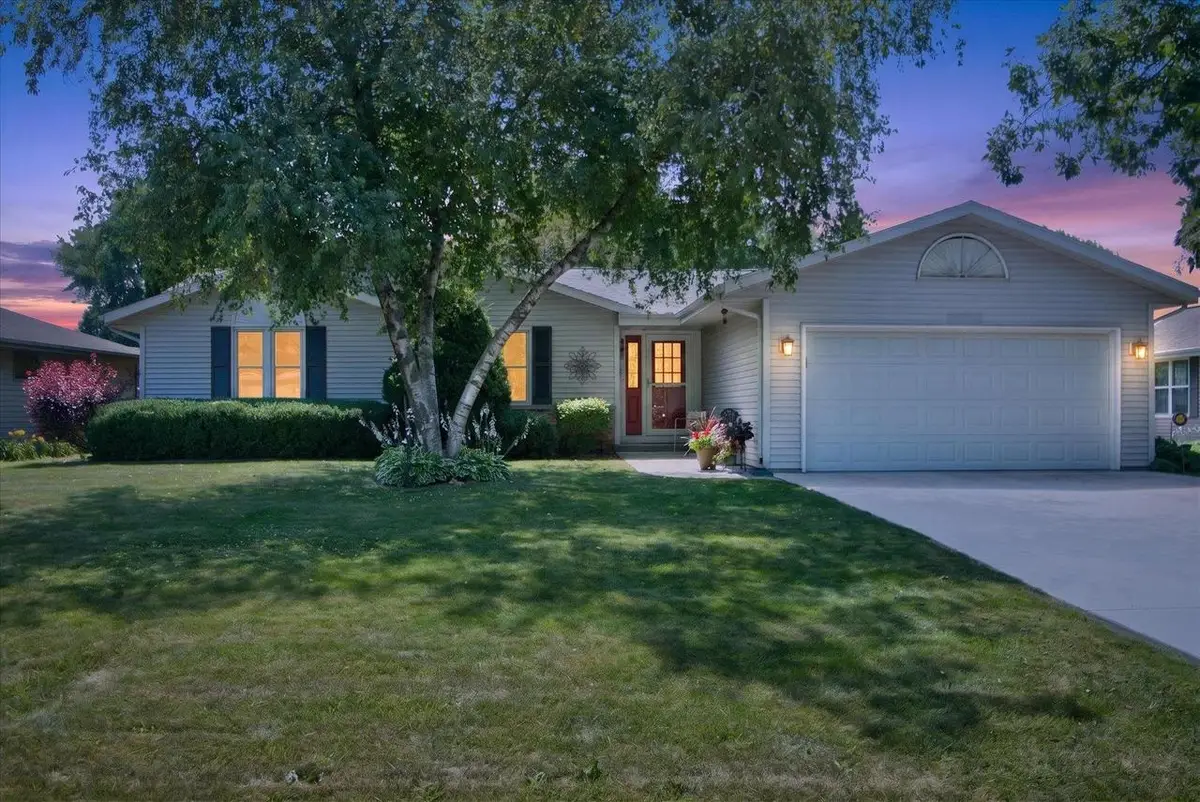 4126 Tanglewood Drive, Janesville, WI 53546 - #1